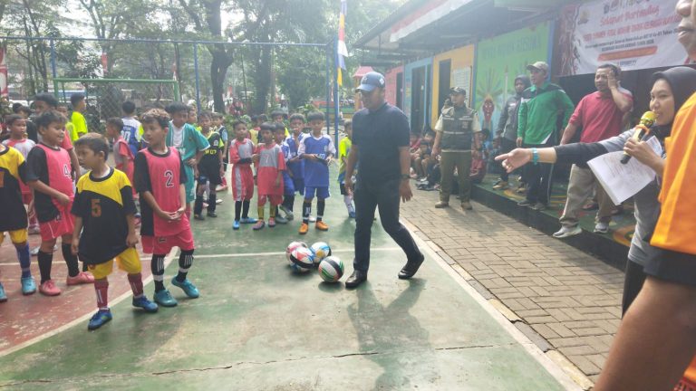 Gelora Semangat Olahraga Mewarnai RPTRA Wijaya Kusuma